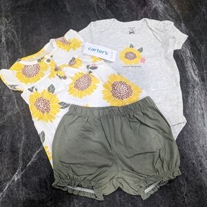Carter's 3 pc Bundle 9 mo. Onesie top & bloomers sunflowers buttons snaps
